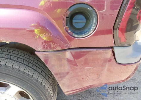 2005 Chevrolet Trailblazer Ls/Lt from USA, damaged, VIN 1GNDT13S652147874